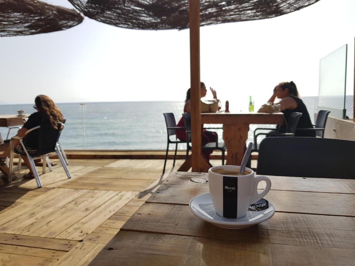 The Poppies Guest House - 100M Ocean - Private Spaces קנדלריה מראה חיצוני תמונה