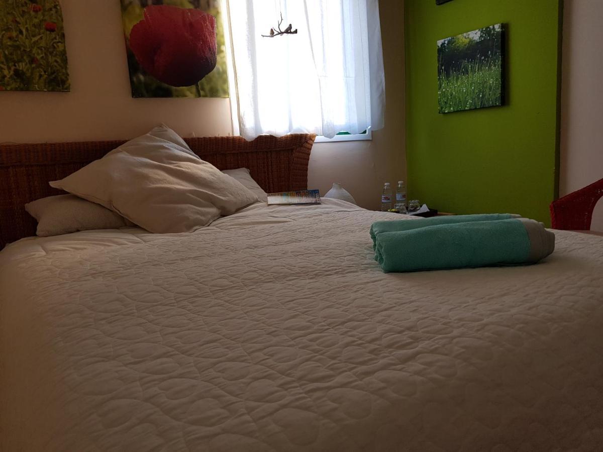 The Poppies Guest House - 100M Ocean - Private Spaces קנדלריה מראה חיצוני תמונה