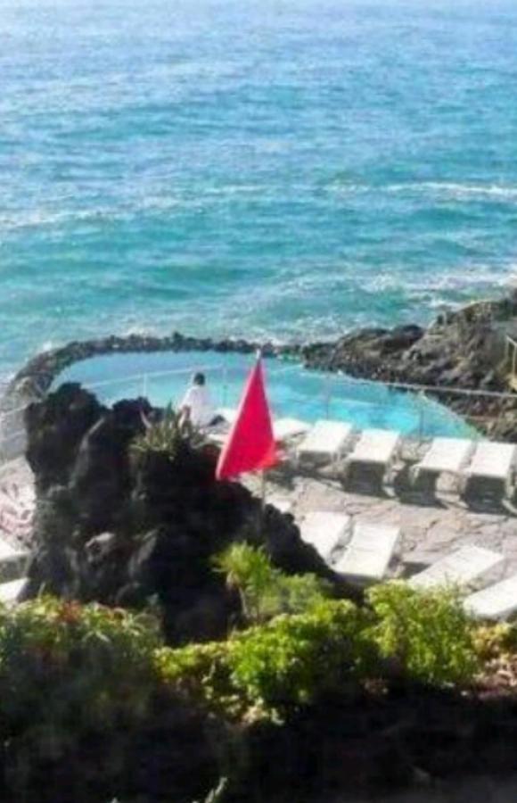 The Poppies Guest House - 100M Ocean - Private Spaces קנדלריה מראה חיצוני תמונה